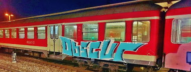 Graffiti Train - Photo by Schandiztat - obscur