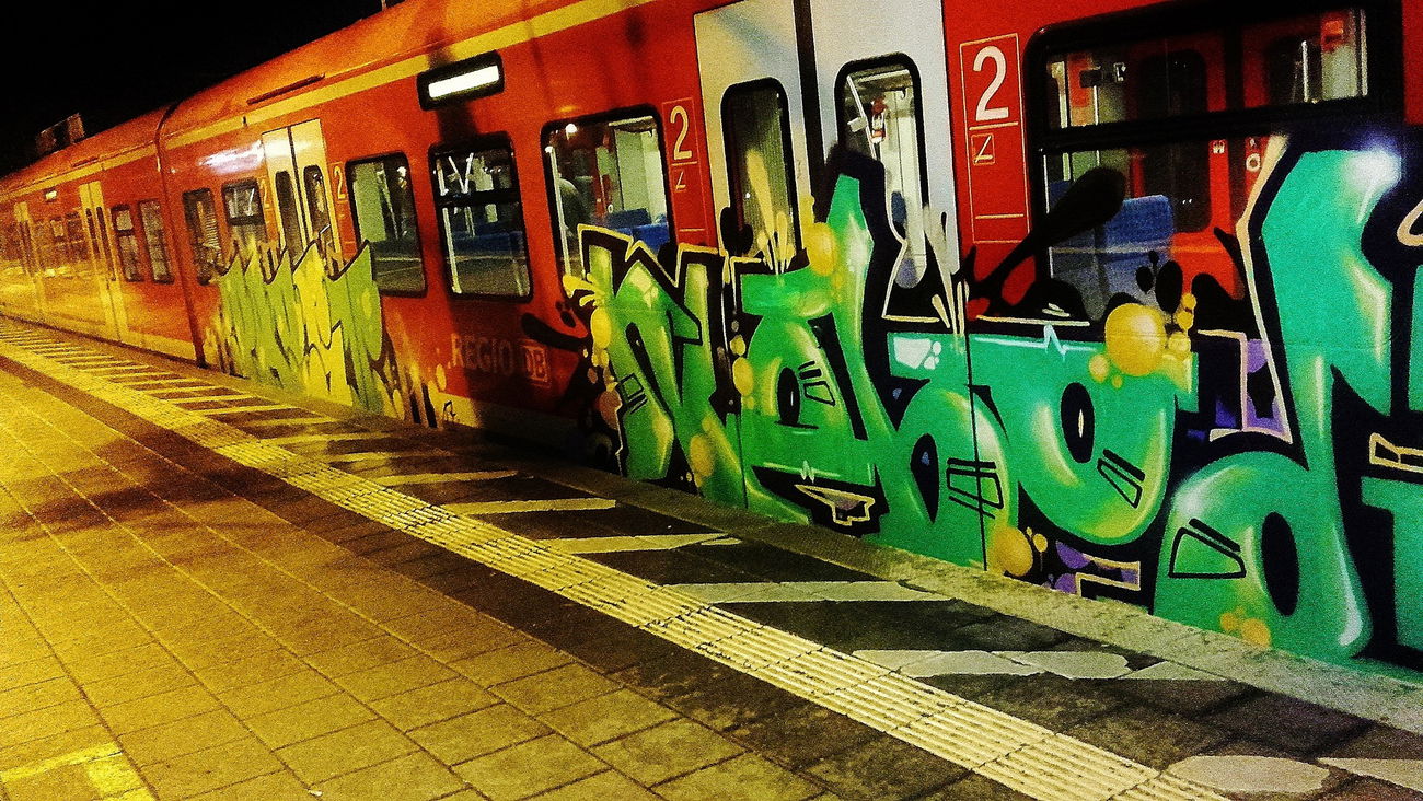 Graffiti Train - Photo by Schandiztat
