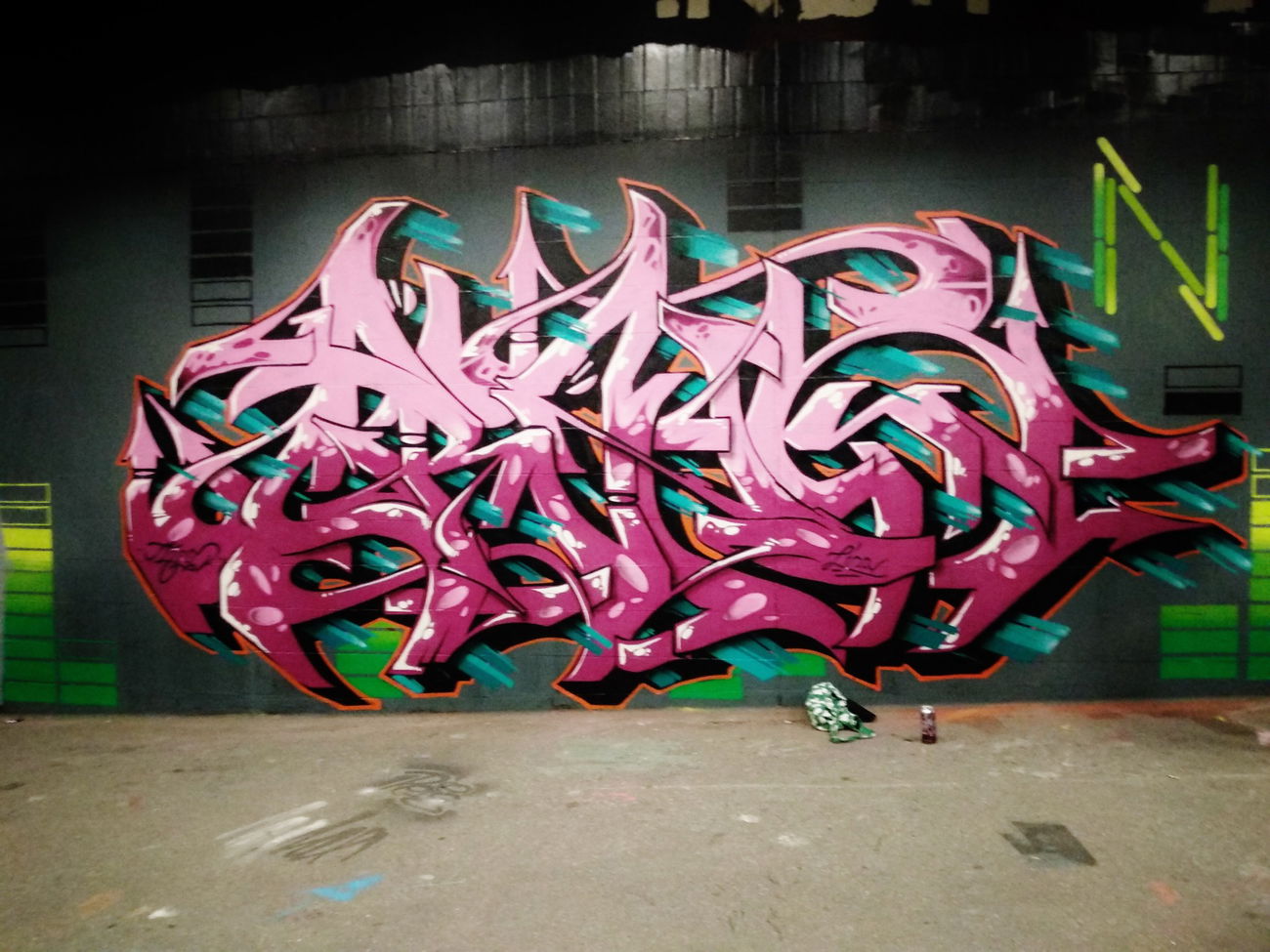 Graffiti Wall - Photo by Schandiztat