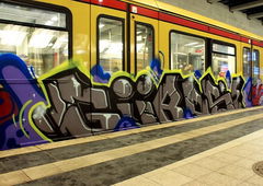 Graffiti Train in Berlin - Photo by Schlafmuetze - Güros
