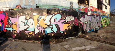 Graffiti Wall in Frankfurt - Photo by Schlafmuetze - Oder, tars