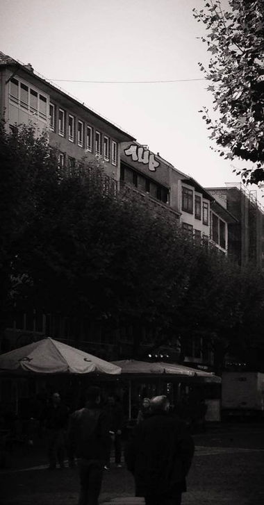 Graffiti Wall - Photo by Schlafmuetze