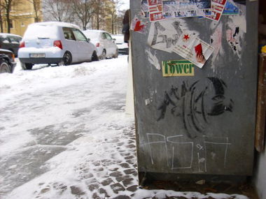 Graffiti Street Art in Berlin - Photo by Schmierfink030 - spider