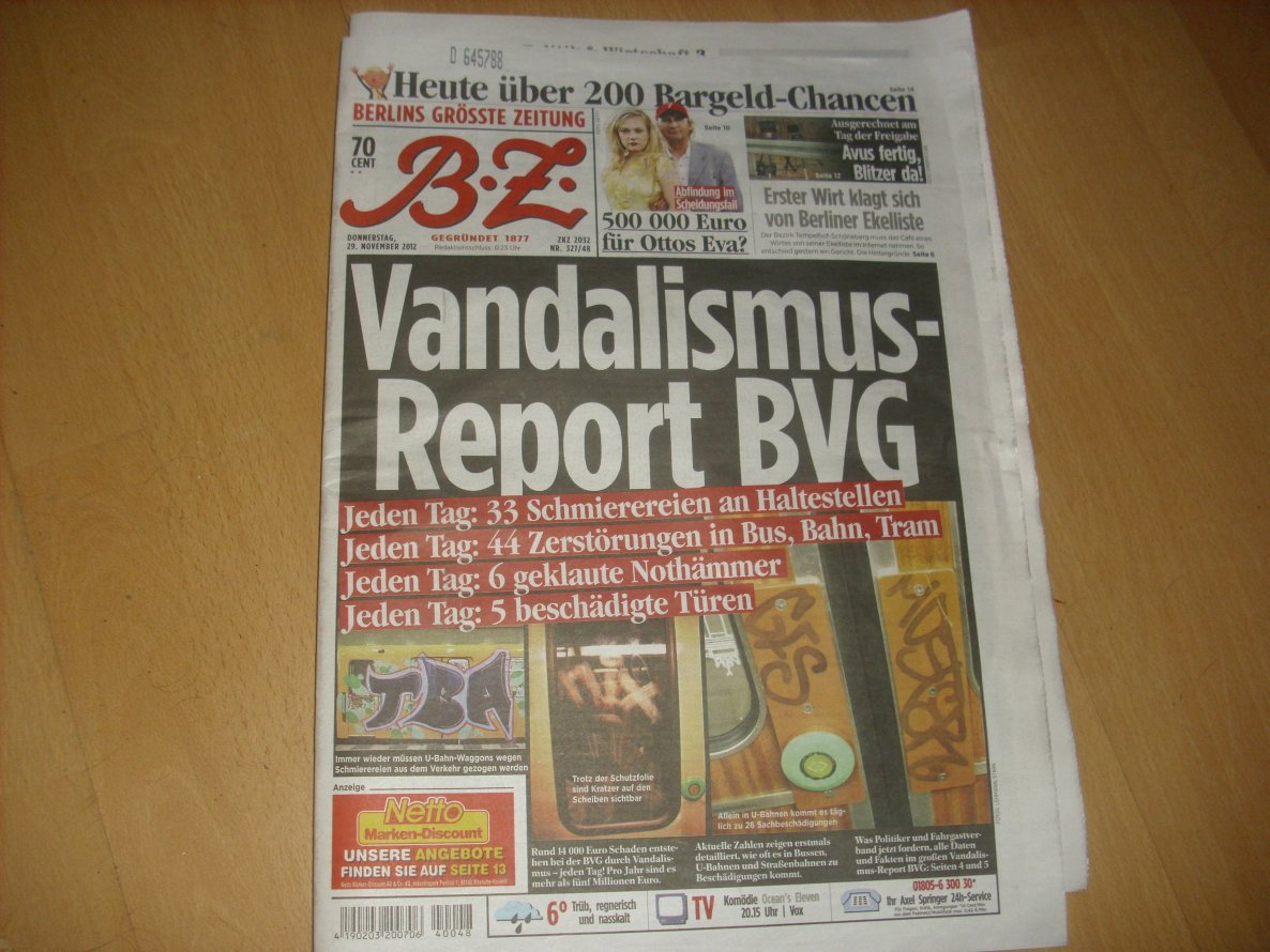 Graffiti Artwork in Berlin - Photo by Schmierfink030 - bvg