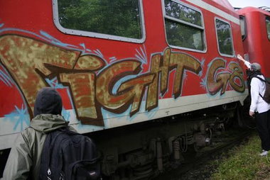 Graffiti Train - Photo by Schmierfink030 - FIGHT, G8