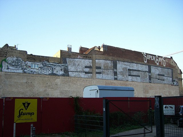 Graffiti Wall in Berlin - Photo by Schmierfink030 - sgs
