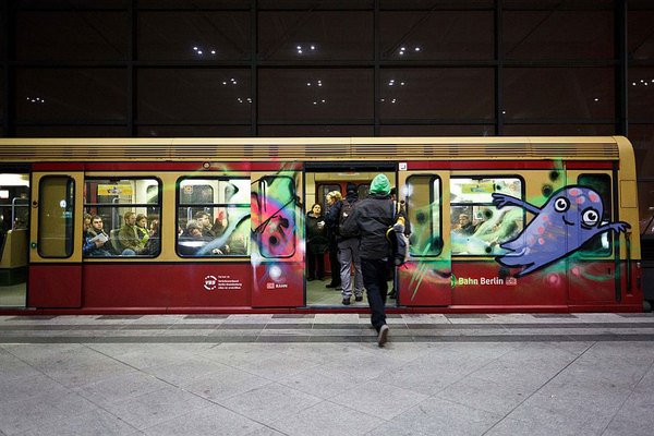 Graffiti Train in Berlin - Photo by Schmierfink030 - ghost
