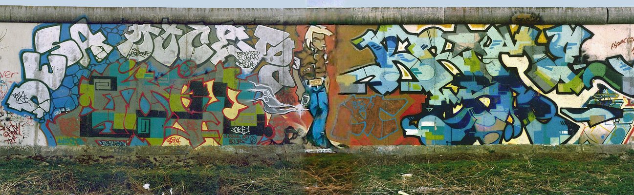 Graffiti Wall in Berlin - Photo by Schmierfink030 - Denots, Crew, - (1988)