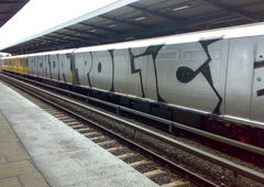 Graffiti Train in Berlin - Photo by Schmierfink030 - FUCK, DA, POLICE