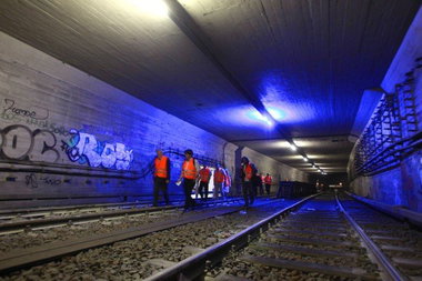 Graffiti Bombing in Berlin - Photo by Schmierfink030 - roy