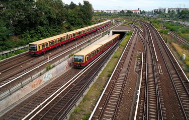 Graffiti Artwork in Berlin - Photo by Schmierfink030 - gob, co2