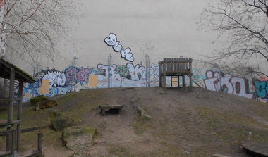 Graffiti Bombing in Berlin - Photo by Schmierfink030 - BESK, IXO, vlr