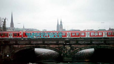 Graffiti Train - Photo by Schmierfink030 - THE, GRIFTERS