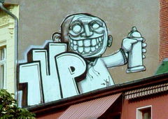 Graffiti Wall in Berlin - Photo by Schmierfink030 - 1up, börek