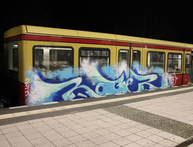 Graffiti Train - Photo by Schmierfink030 - Roger