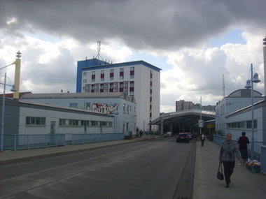 Graffiti Bombing - Photo by Schmierfink030 - Fantom