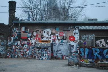 Graffiti Wall in Berlin - Photo by Schmierfink030 - raw, vlr, berlin