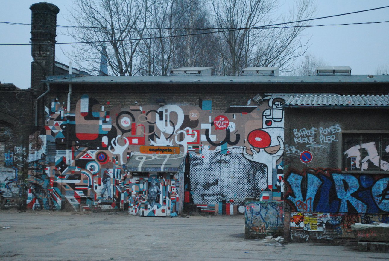 Graffiti Wall in Berlin - Photo by Schmierfink030 - raw, vlr, berlin