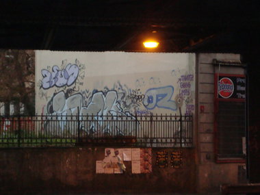 Graffiti Bombing in Hamburg - Photo by Schmierfink030 - oz, zeus