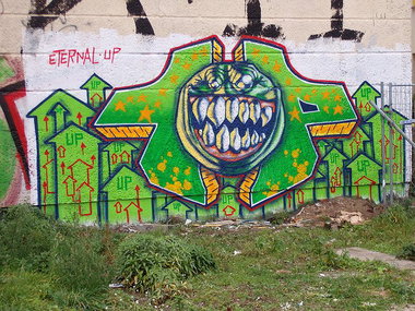 Graffiti Wall in Berlin - Photo by Schmierfink030 - 1up
