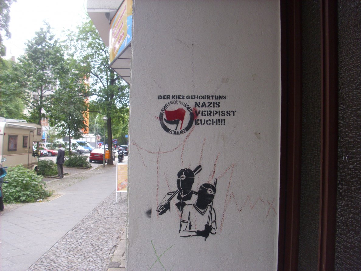 Graffiti Street Art in Berlin - Photo by Schmierfink030 - afa, 21