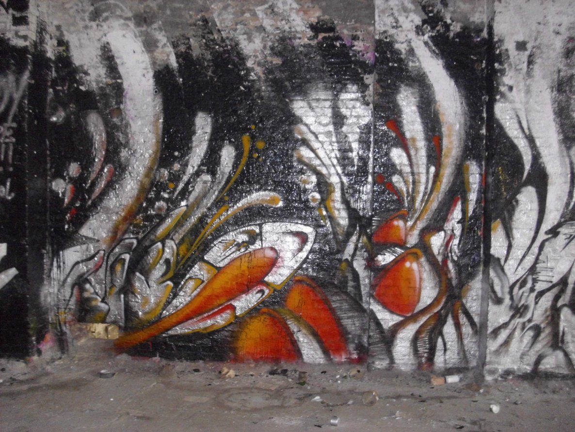 Graffiti Wall in Berlin - Photo by Schmierfink030 - ?