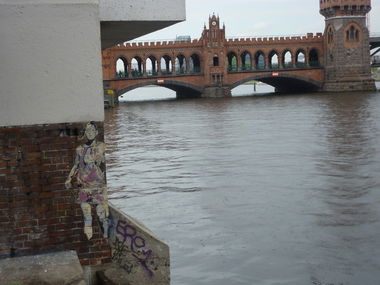 Graffiti Street Art in Berlin - Photo by Schmierfink030 - Spree