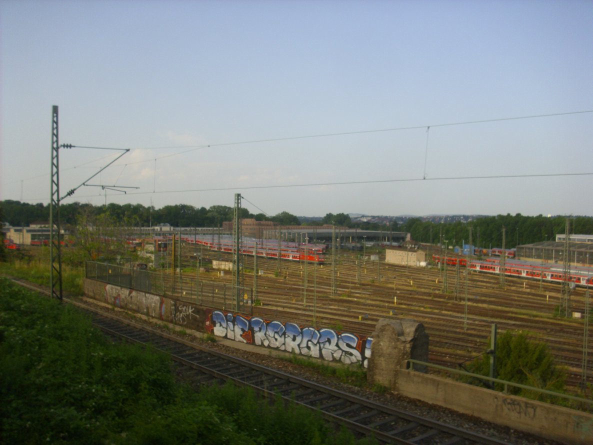 Graffiti Wall - Photo by Schmierfink030 - rgr, grs