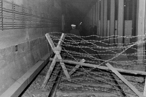 Graffiti Artwork - Photo by Schmierfink030 - TUNNEL-STOP