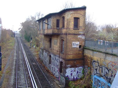 Graffiti Bombing in Berlin - Photo by Schmierfink030 - cks, flb, fluch