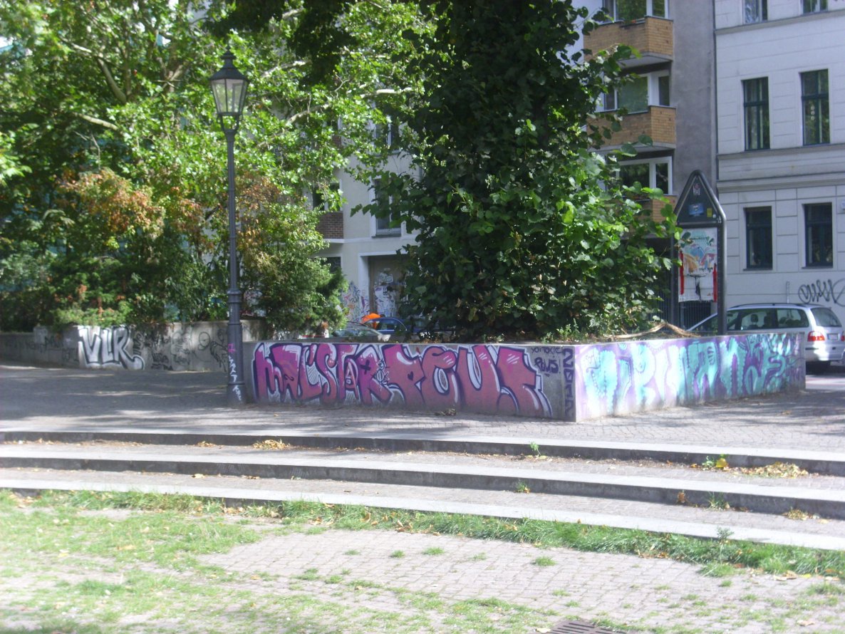 Graffiti Wall in Berlin - Photo by Schmierfink030