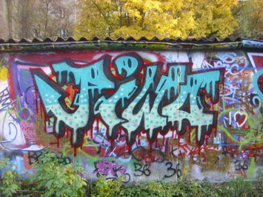 Graffiti Wall in Berlin - Photo by Schmierfink030 - piwo