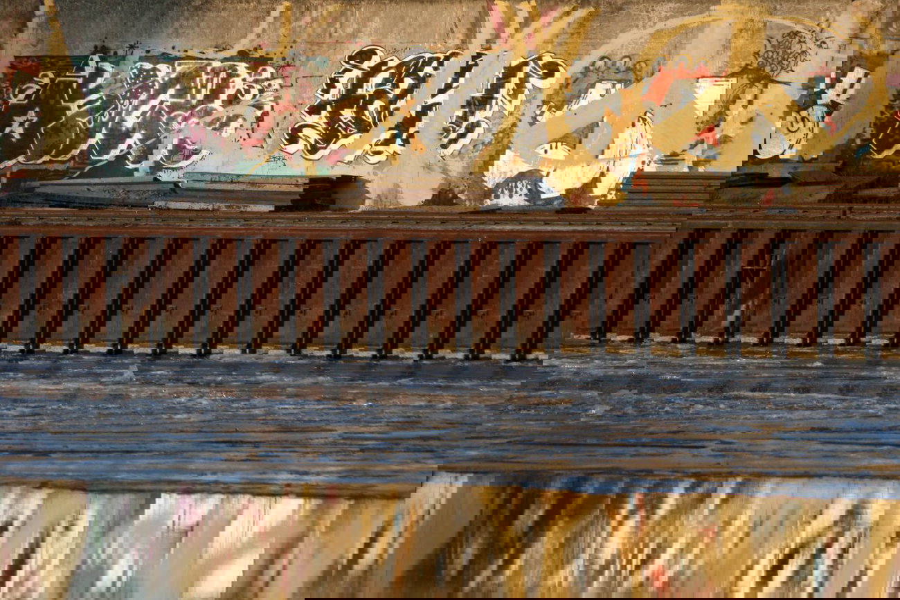 Graffiti Bombing - Photo by Schmierfink030 - fach