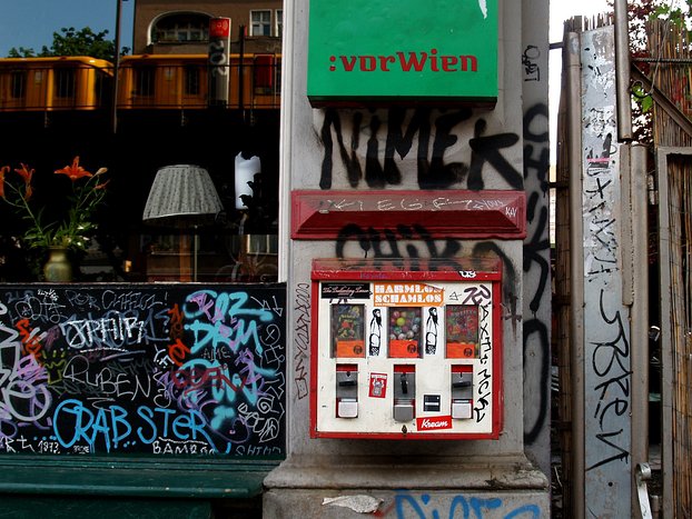 Graffiti Artwork in Berlin - Photo by Schmierfink030 - tägggs