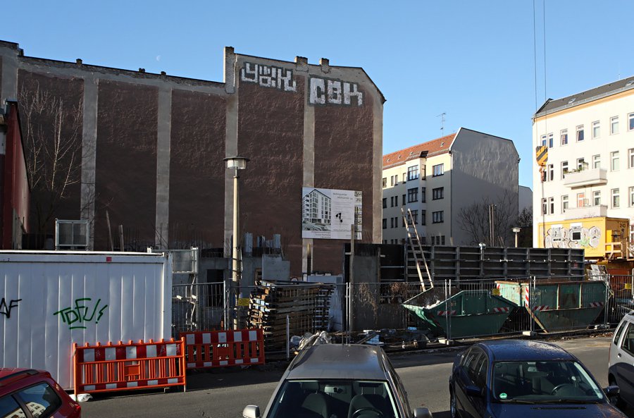 Graffiti Bombing in Berlin - Photo by Schmierfink030 - cbk