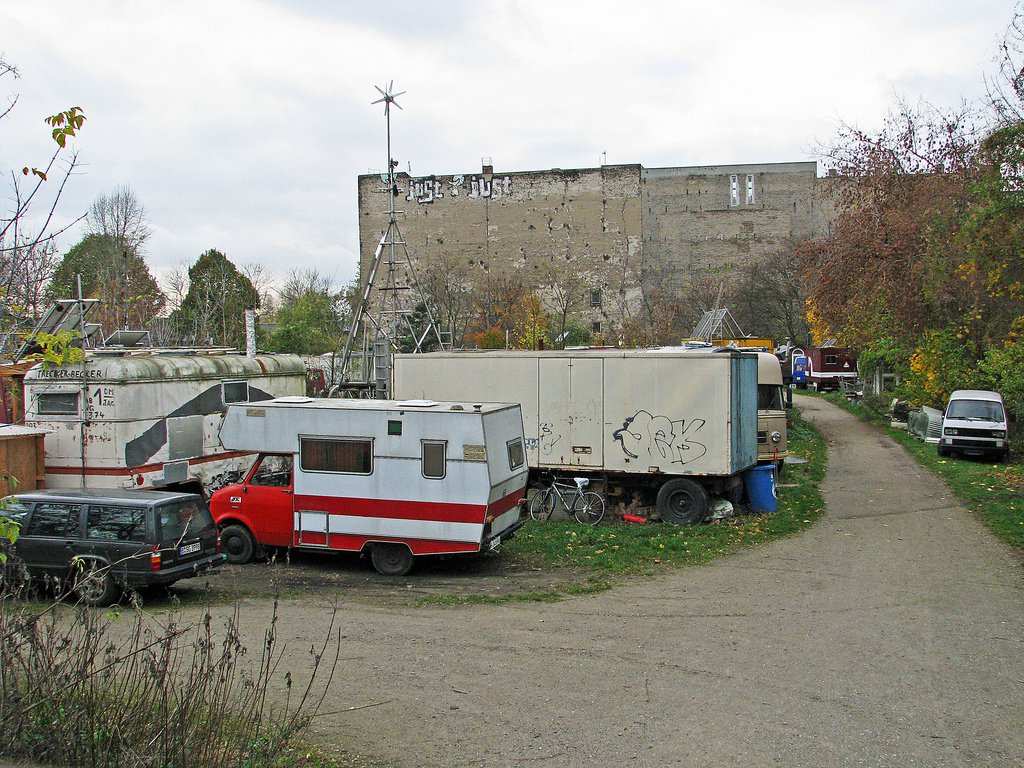 Graffiti Street Art in Berlin - Photo by Schmierfink030 - just