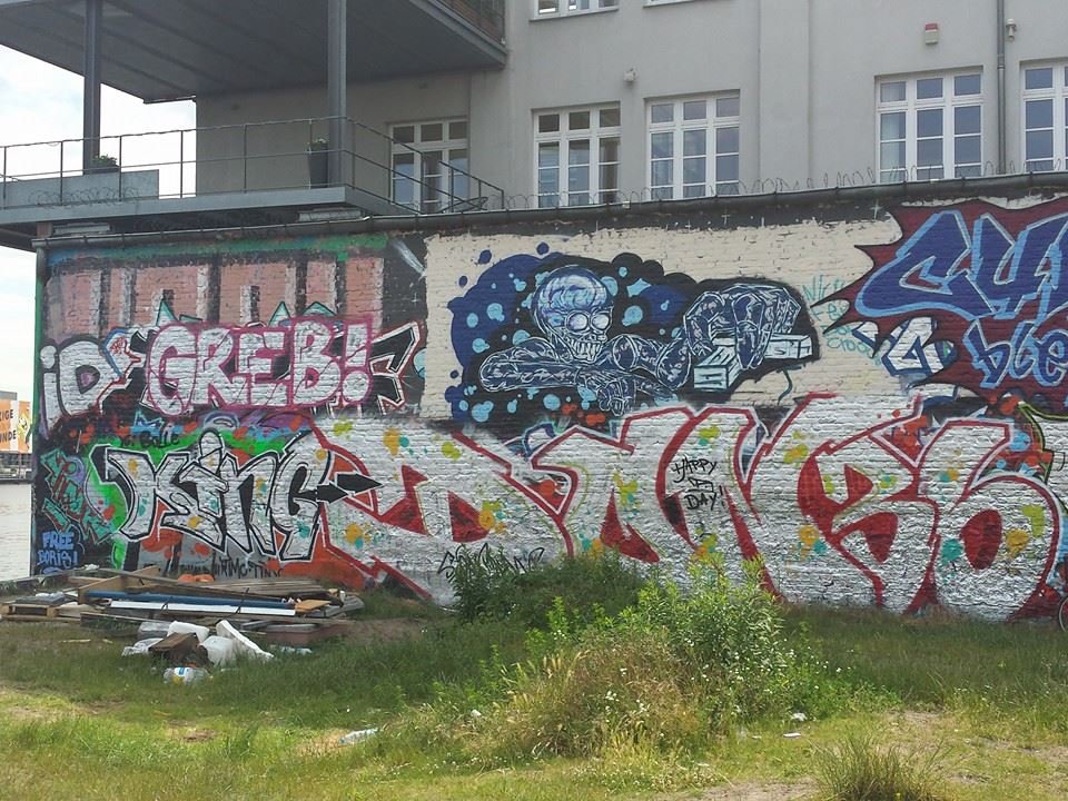 Graffiti Wall in Berlin - Photo by Schmierfink030 - king, don, 36