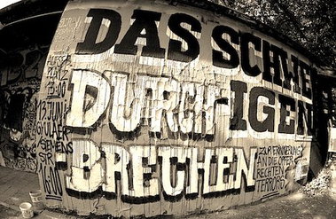 Graffiti Wall - Photo by Schmierfink030