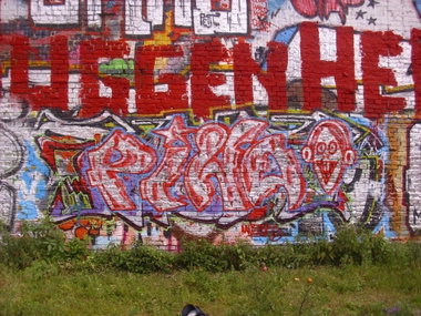 Graffiti Wall in Berlin - Photo by Schmierfink030 - piwo