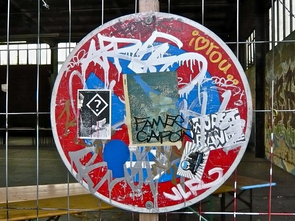 Graffiti Artwork in Berlin - Photo by Schmierfink030