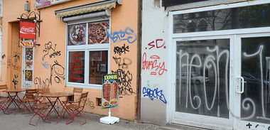 Graffiti Artwork in Leipzig - Photo by Schmierfink030