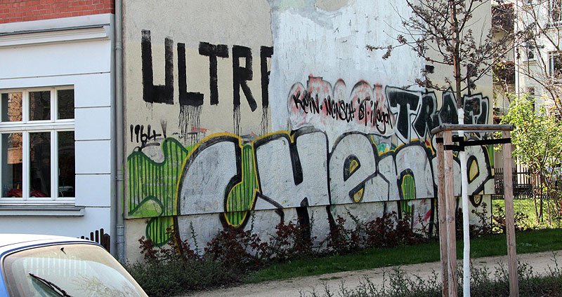 Graffiti Bombing in Leipzig - Photo by Schmierfink030
