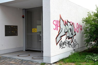 Graffiti Bombing in Leipzig - Photo by Schmierfink030 - mr