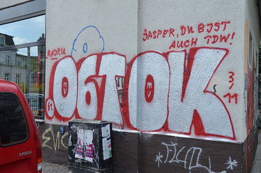 Graffiti Bombing in Leipzig - Photo by Schmierfink030 - ?