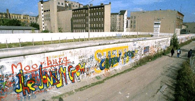Graffiti Wall in Berlin - Photo by Schmierfink030 - Berlin