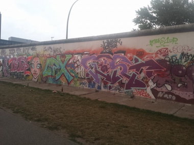 Graffiti Wall in Berlin - Photo by Schmierfink030 - toto, zora, cfx