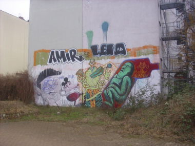 Graffiti Wall in Berlin - Photo by Schmierfink030 - amir, weno