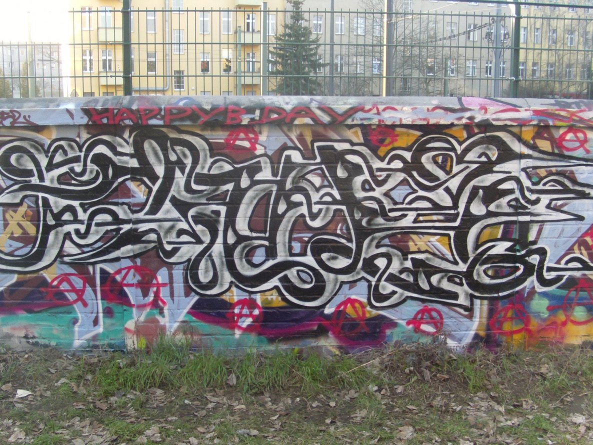 Graffiti Wall in Berlin - Photo by Schmierfink030 - pauli (2015)