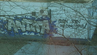 Graffiti Bombing in Dortmund - Photo by Schmierfink030 - ANTIFA