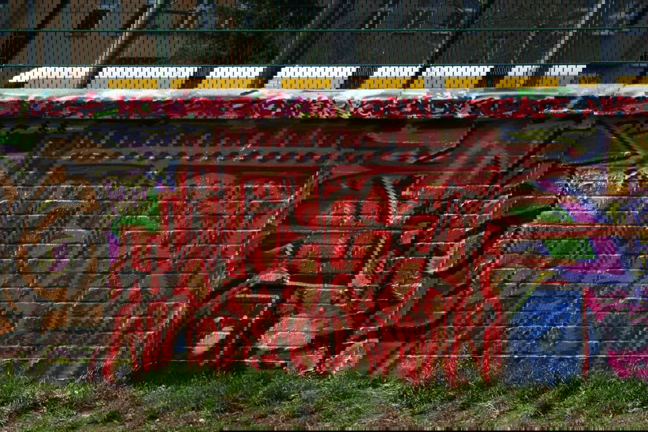 Graffiti Wall - Photo by Schmierfink030 - nuton